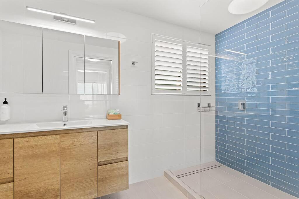 Ferienwohnung Aqua Vista Airlie Beach Exterior foto